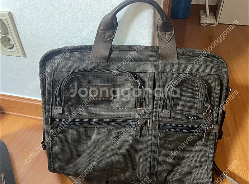 투미 알파 오거나이저 브리프케이스 판매합니다.--0