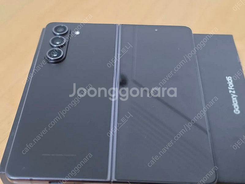 갤럭시 폴드5 512gb a급 풀박스--1