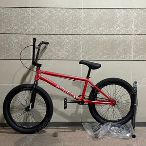 선데이 bmx 포어케스터 (무주행/새차) 팝니다.