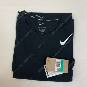 NIKE 나이키 에어로스위프트 반팔 블랙 L XL