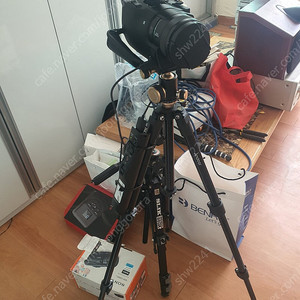 SONY. HDR-CX900+소니지향성마이크+소니리모콘삼각대