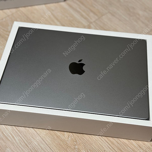 맥북 프로 14인치 M1 Max 풀칩 / 32GB / 512GB 판매합니다.