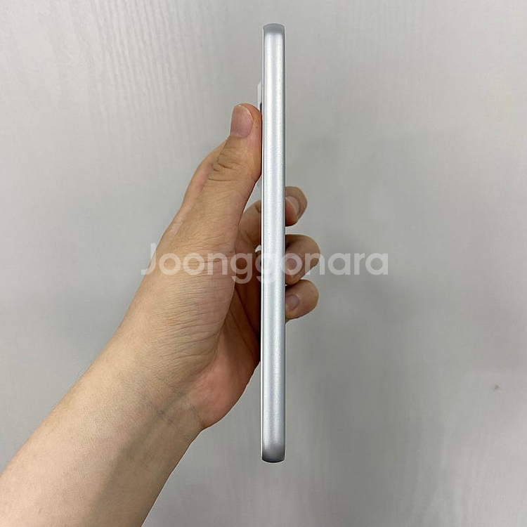 96331 갤럭시A33 128기가 화이트 팝니다 11만...--6