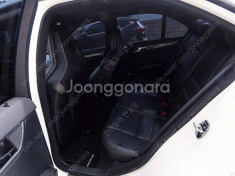 [벤츠]C클래스 W204 C63 AMG 세단 (5인승)...--6