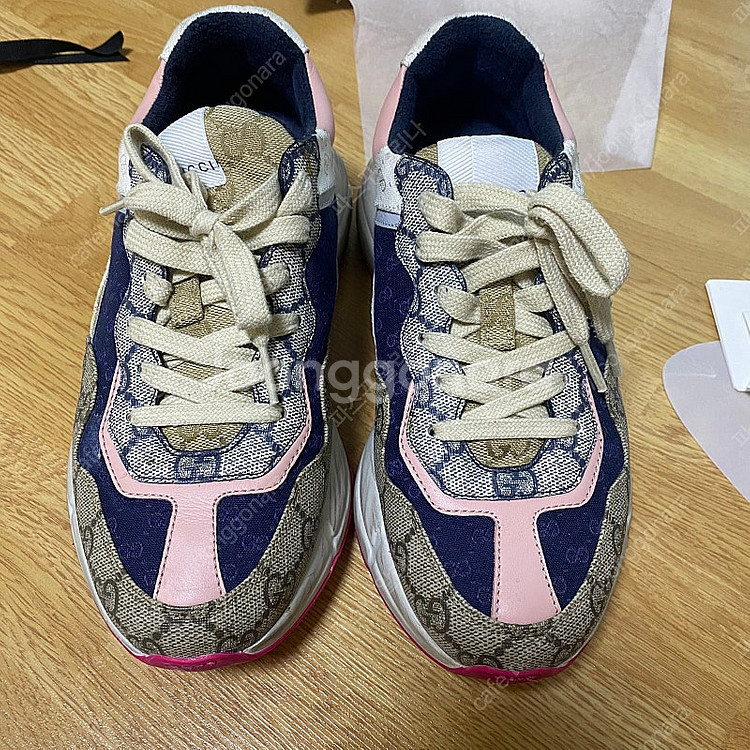 구찌 뉴라이톤 핑크솔 37--3