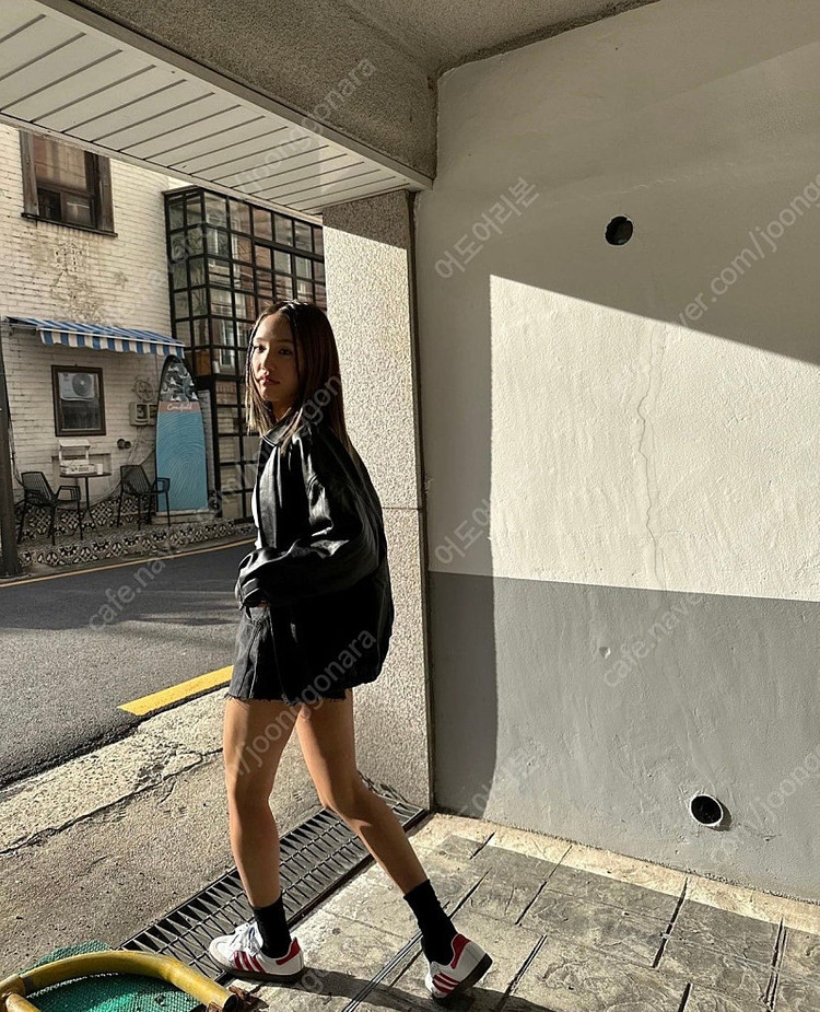 (공홈정품 235) 아디다스 삼바 OG 화이트 레드 IG1025 언더비 샵마그넷 프레클 노컨텐츠 오버듀플레어 플로우...--5