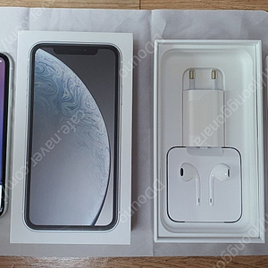 [판매합니다] iPhone XR 128G 화이트