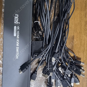 NEXI 8포트 KVM 스위치 팝니다. (HDMI,USB 케이블 포함)