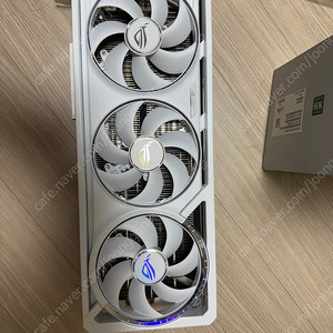 Asus 5080 astral white 팝니다