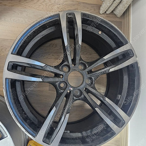 BMW F80 M3 순정 휠