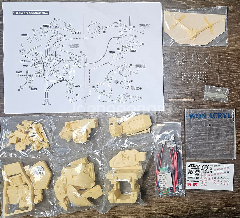 35주년 한정1/35샤아자쿠2헤드+RG퍼스트,1/35자...--6