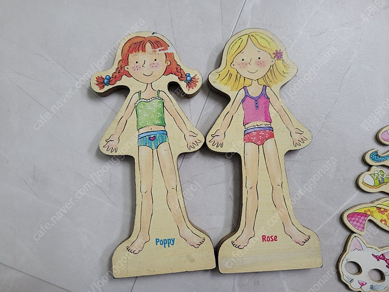 데이지걸 자석 인형옷입히기(역할놀이)--2