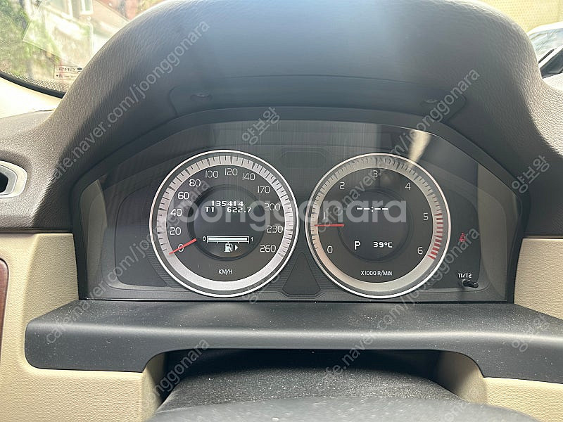 2012년식 볼보 XC70 135,000km 디젤--8