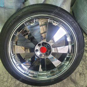 모하비 대흥 Otto 22" 휠타이어 팝니다