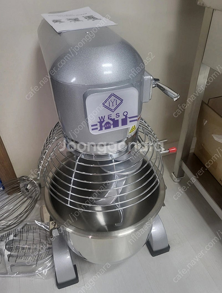 위소베이트 반죽기 20L 팝니다--0