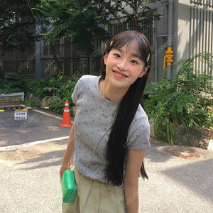 (새상품) 그로브 플로럴 이지 티셔츠 그레이