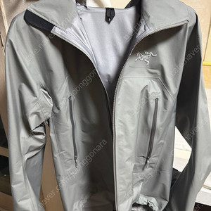 아크테릭스 베타자켓 보이드(void) m사이즈