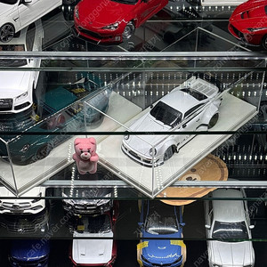 1:18 다이캐스트 (레진) 이그니션 930rwb