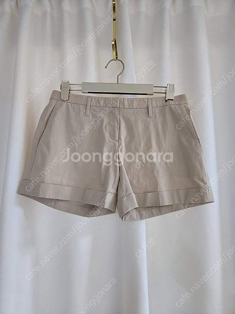 띠어리 베이지 반바지 ㅡ띠어리. 한섬. 타임. 랑방. ...--0