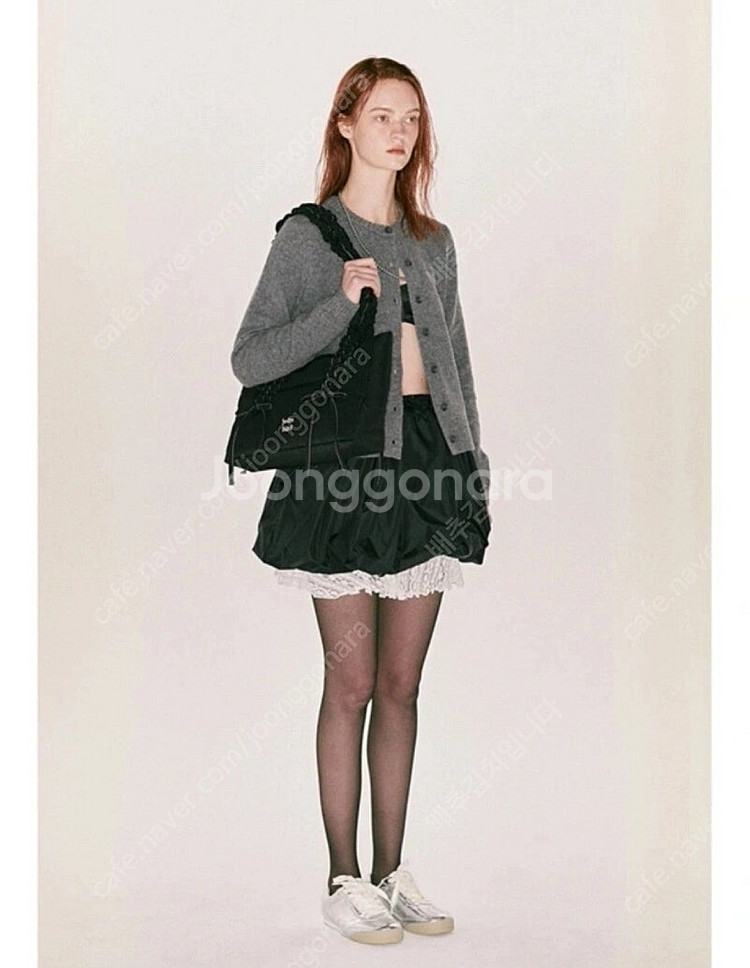 아린 착용 제드레페브5 블랙 숄더백 Butterfly shoulder bag Medium--4