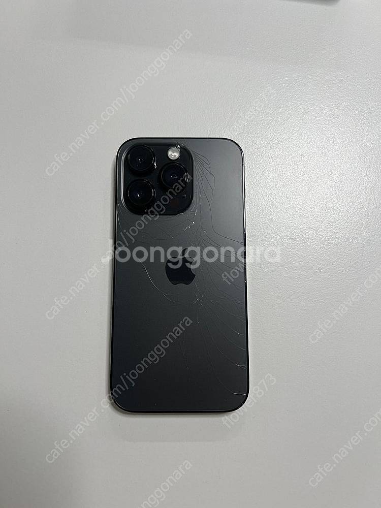 아이폰14 Pro 스페이스블랙 256g(뒷액정깨짐)--6