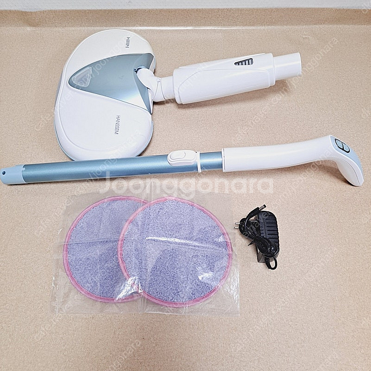 한샘 무선 LED 물분사 물걸레 청소기 새걸레포함 배터...--9