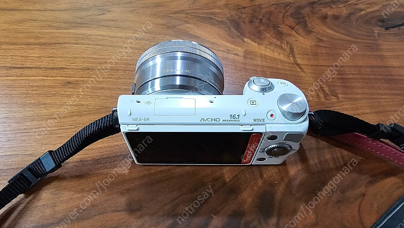 [판매] 소니 NEX-5R 미러리스 카메라 및 16-50mm 렌즈 판매합니다.--1