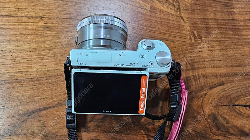 [판매] 소니 NEX-5R 미러리스 카메라 및 16-50mm 렌즈 판매합니다.--4