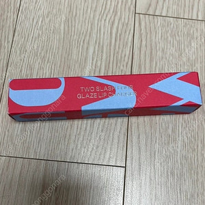 투슬래시포 글레이즈 립 체인저 누 레드