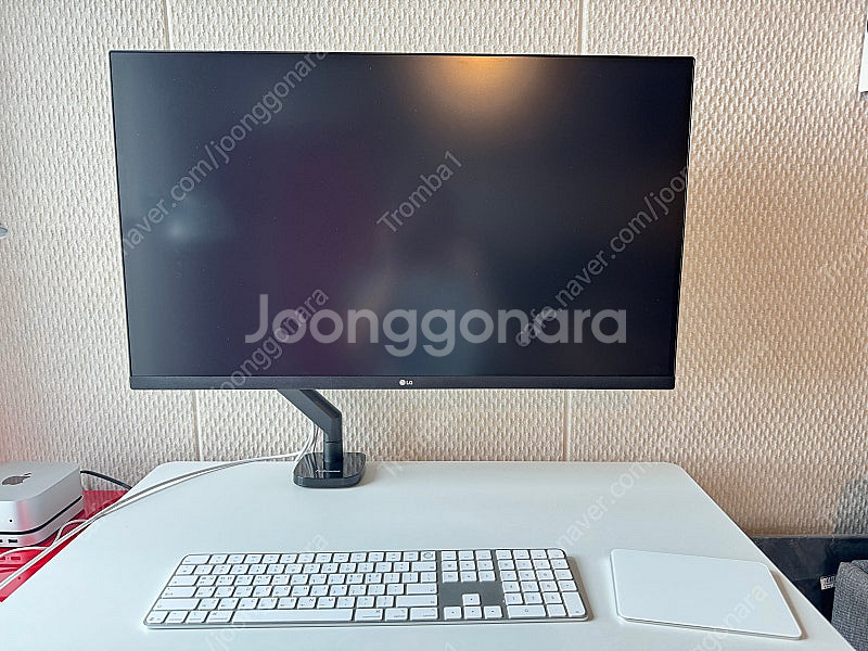 LG 32인치 모미터 27인치 교환--0