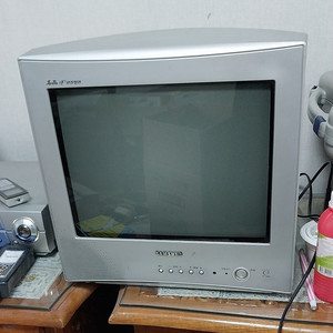 삼성 브라운관 소형 TV 15인치 명품 완전평면 옛날 텔레비전 골동품 + 리모콘