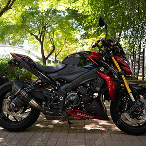 스즈키 s1000 18년식 팝니다.