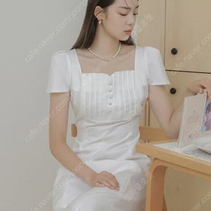 플로움 RoseCakeDress 로즈케이크드레스 셀프웨딩브라이덜샤워드레스 블랑드문로아르메이윤이바나헬싱키주르티쥴리앤칼라아비에무아브라이드앤유에스블랑