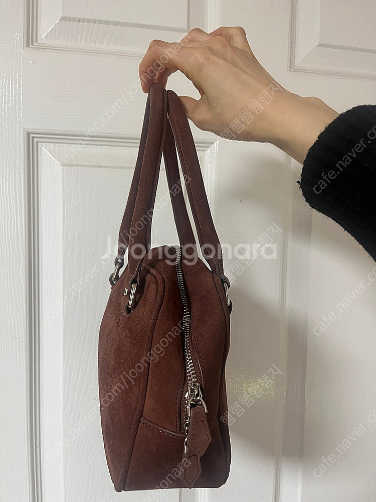 포유온 스웨이드가방 merlin tote brick--2