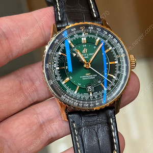브라이틀링 네비타이머 gmt 18k 금통