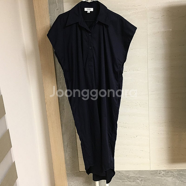 COS 코스 원피스 오버사이즈 헴드 칼라 드레스 원피스...--2