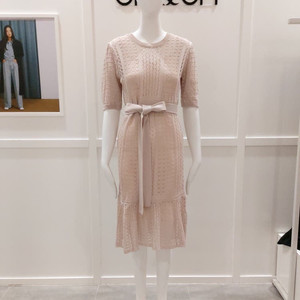 새상품 온앤온 리본 니트 원피스 66 / 랑방 마인 오브제 타임 럭키슈에뜨 산드로 마쥬 오르 시에 시스템