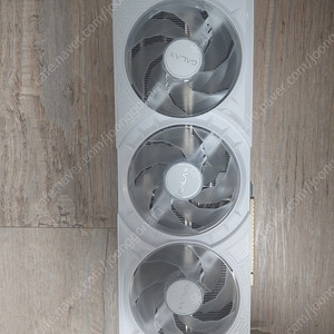 갤럭시 Galax 5070ti oc 16gb white