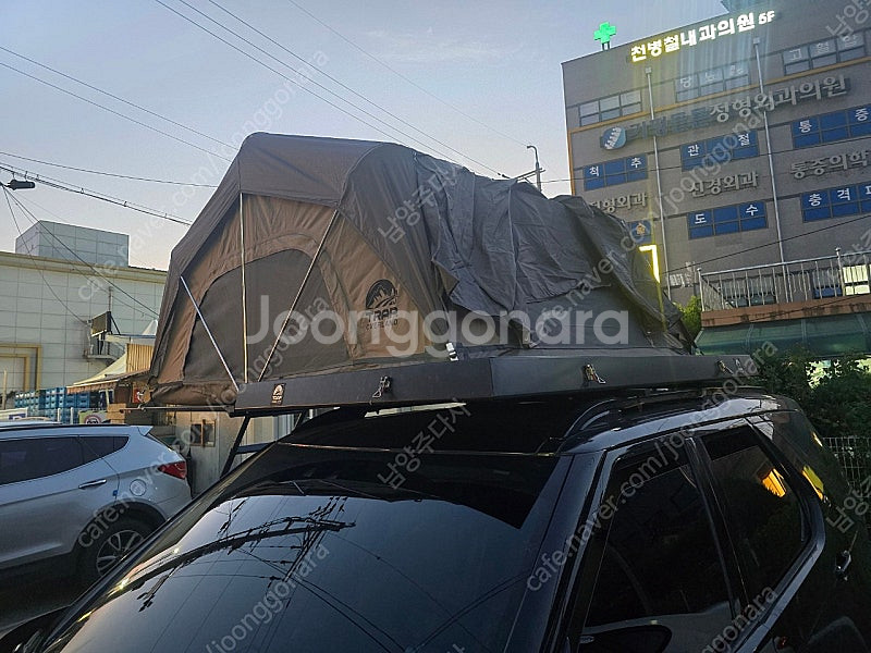 트랩오버랜드 엔트립 4p 판매합니다. 초슬림 루프탑텐트--5