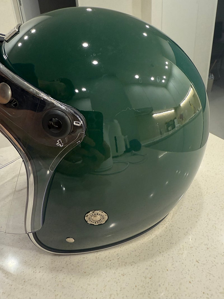 크랭크 레트로 그린 헬맷 이미지