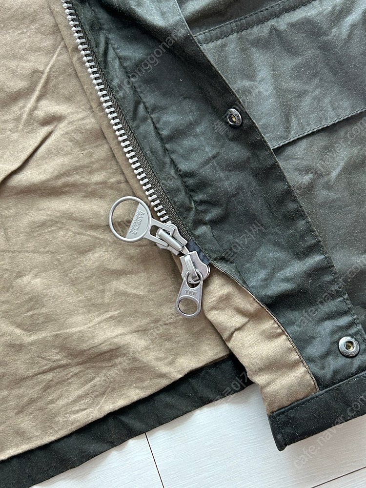 [바버 인터네셔널] 라이트웨이트 SL 왁스 자켓 L 사이즈--5