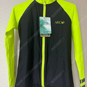 아르고 여성 래쉬가드 새상품