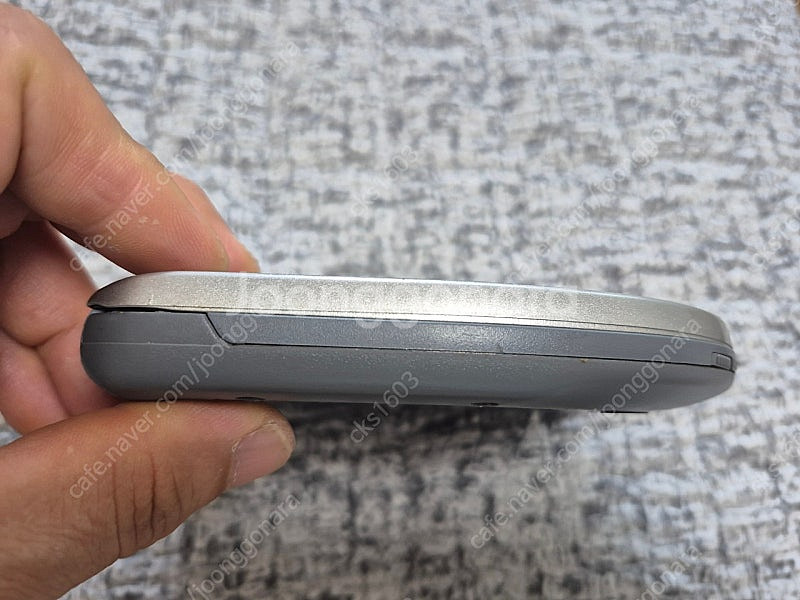 SONY CDP D-E777 실버색상 정상작동품 판매합...--1