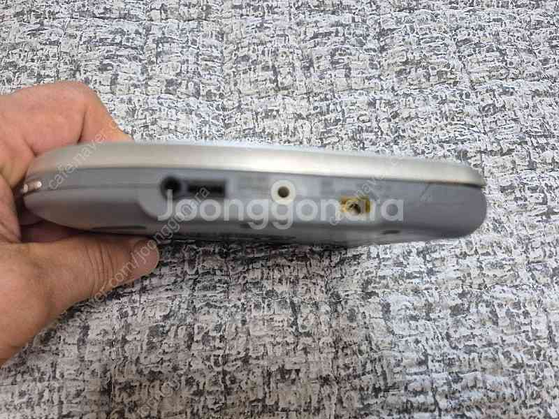 SONY CDP D-E777 실버색상 정상작동품 판매합...--3
