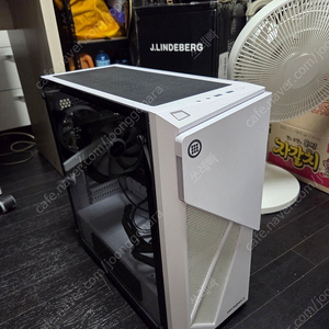 라이젠 5600X, 어로스 엘리트 B450M, 커세어 650W 등 반본체
