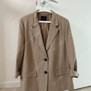 한섬 더캐시미어 린넨 블렌드 싱글 브레이스티드 자켓 66 CM2F3WJC389W