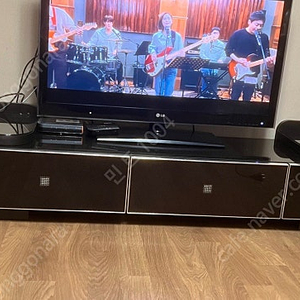 에몬스 거실장
