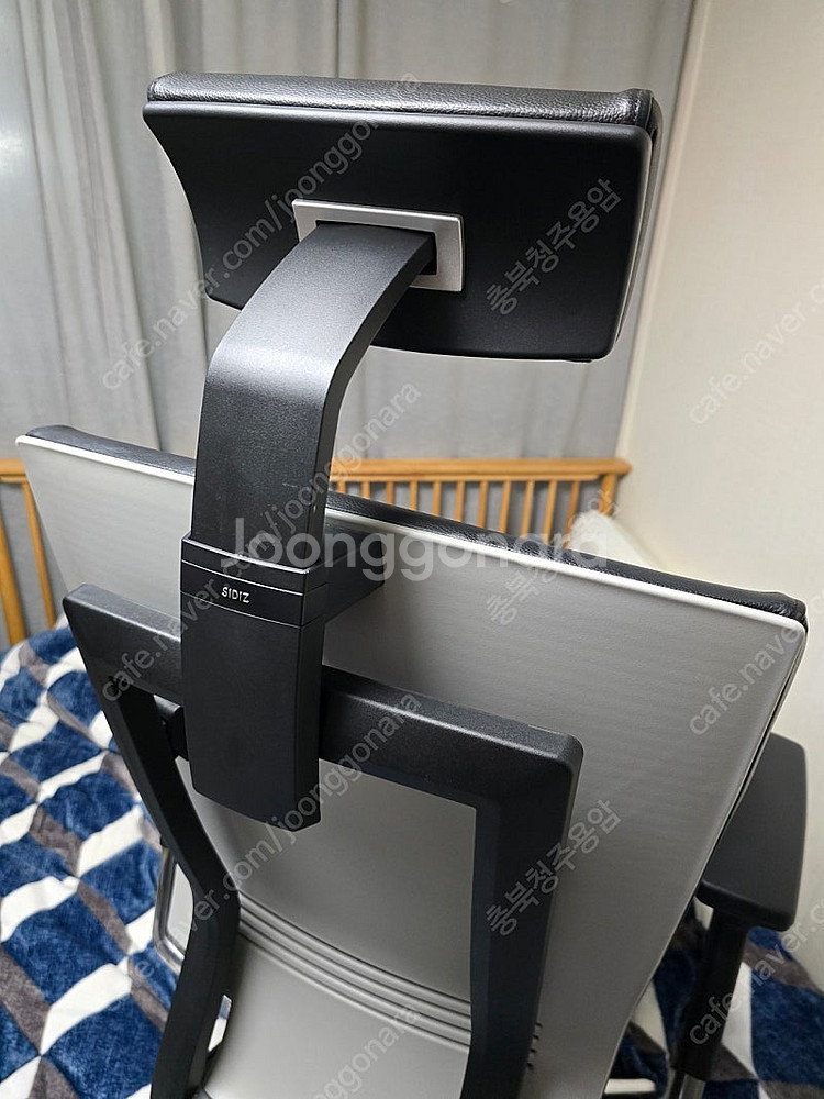 시디즈 T55 블랙에디션 사무용의자 TN550HLDA ...--2