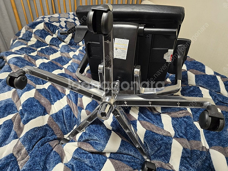 시디즈 T55 블랙에디션 사무용의자 TN550HLDA ...--6