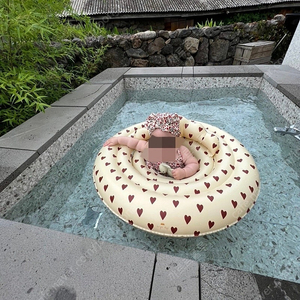 콩제슬래드 보행기튜브